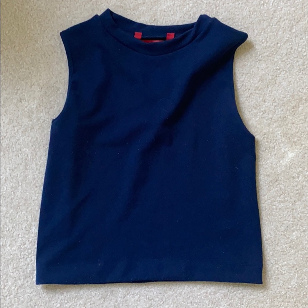 High neck tank
